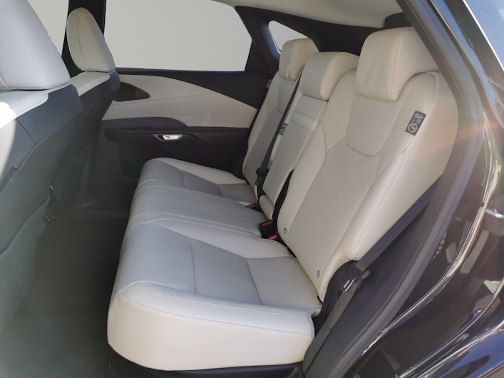 Vehicle image LEXUS RX