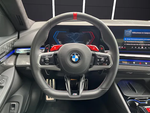 BMW M5 xDrive