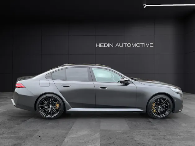 BMW M5 xDrive