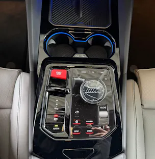 BMW M5 xDrive