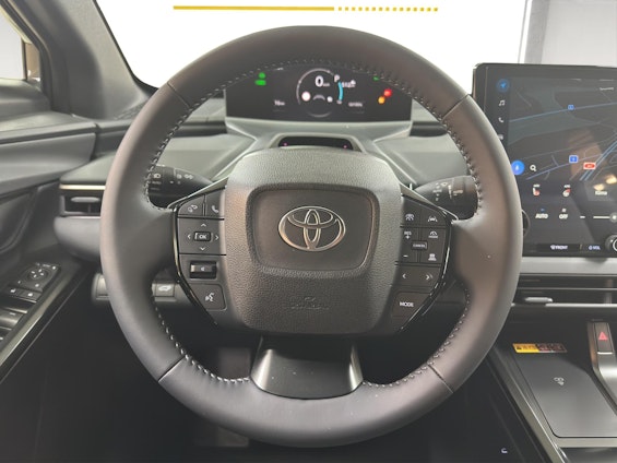 Vehicle image 10 Vehicle image 10