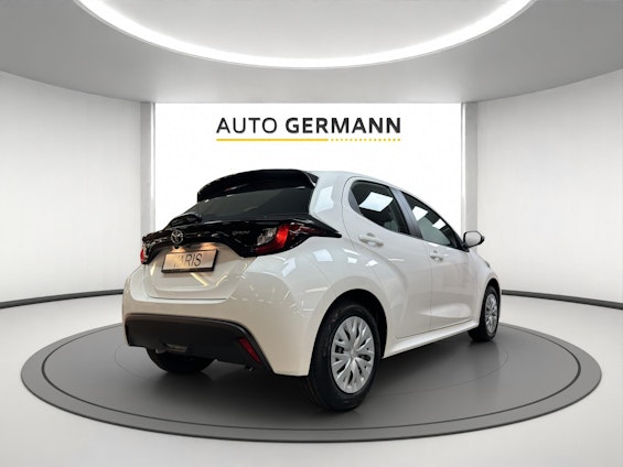 Vehicle image 2 Vehicle image 2