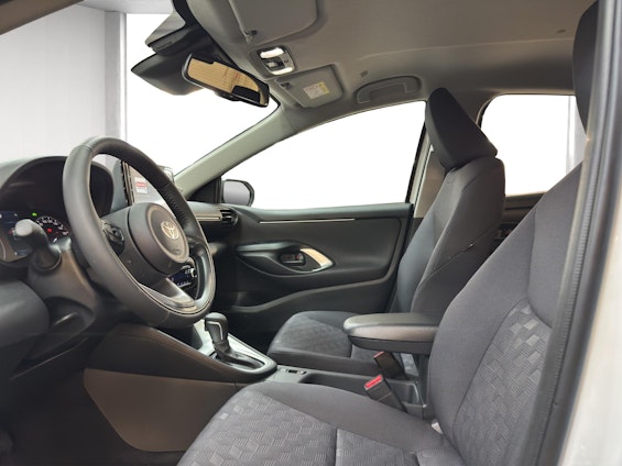 Vehicle image 7 Vehicle image 7