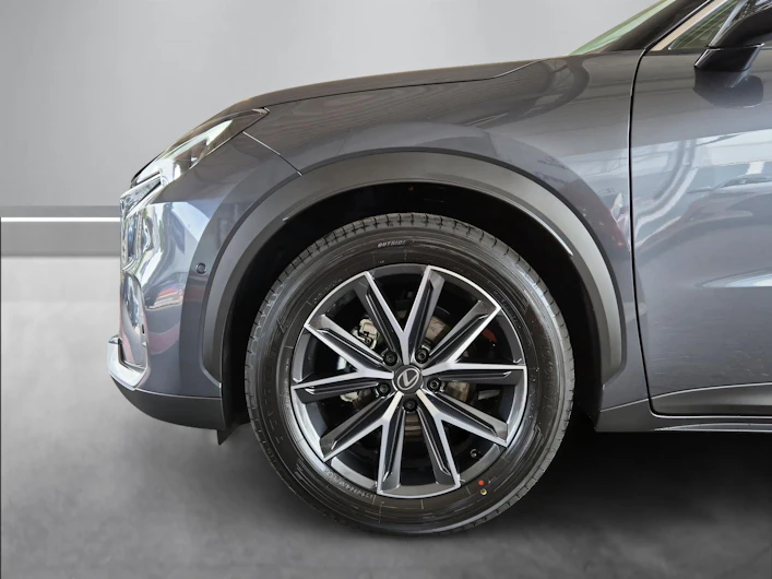 image du véhicule LEXUS LBX