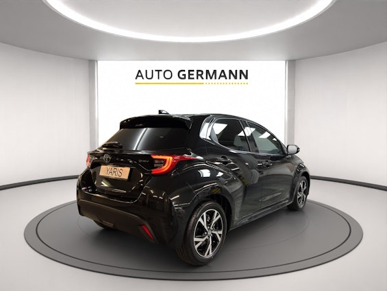 Vehicle image 2 Vehicle image 2