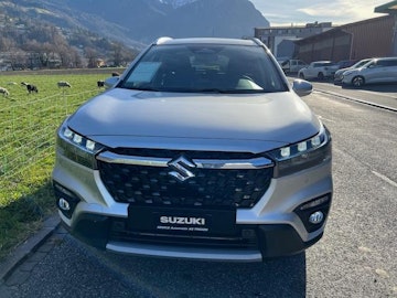 Vehicle image SUZUKI S-CROSS 0 Vehicle image SUZUKI S-CROSS 0