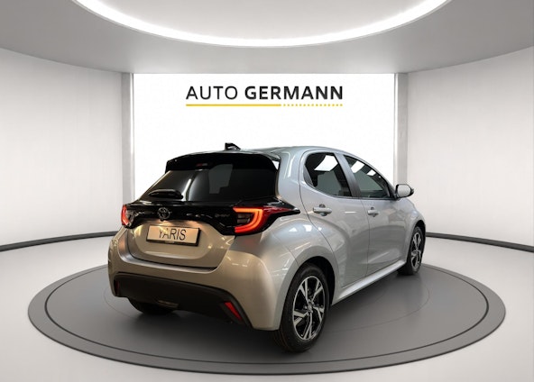 Vehicle image 2 Vehicle image 2