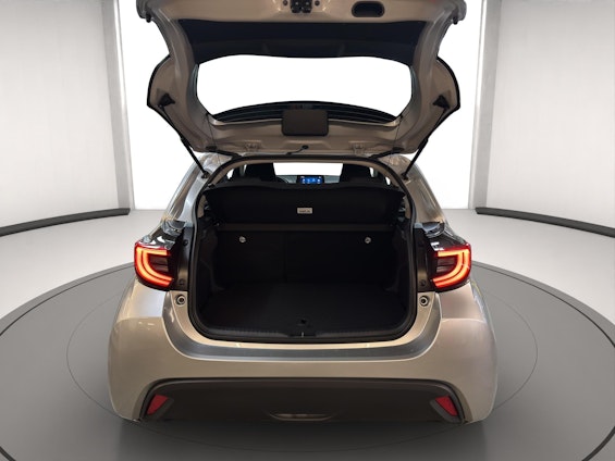 Vehicle image 13 Vehicle image 13