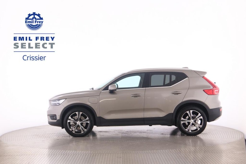 Vehicle image VOLVO XC40