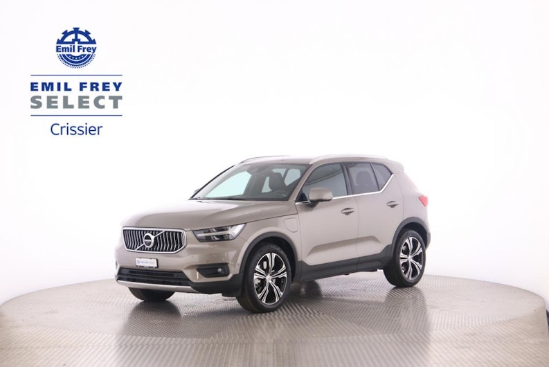 Vehicle image VOLVO XC40