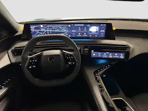 Peugeot 5008 1.2 Hybrid Allure Premium