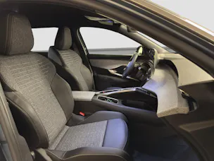 Peugeot 5008 1.2 Hybrid Allure Premium