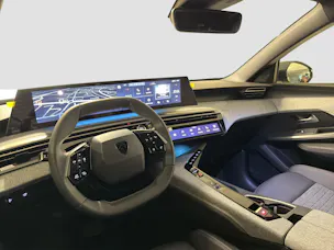 Peugeot 5008 1.2 Hybrid Allure Premium