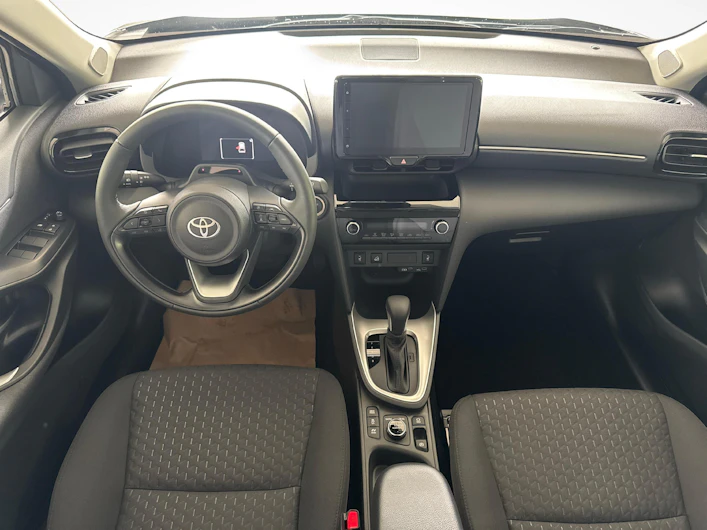 Fahrzeugbild TOYOTA YARIS CROSS