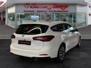 Ford Focus SW 1.0i EcoB Hybrid 155 Titanium