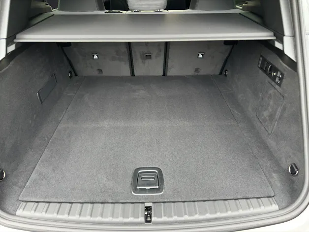 BMW iX xDrive45