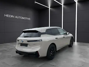 BMW iX xDrive45