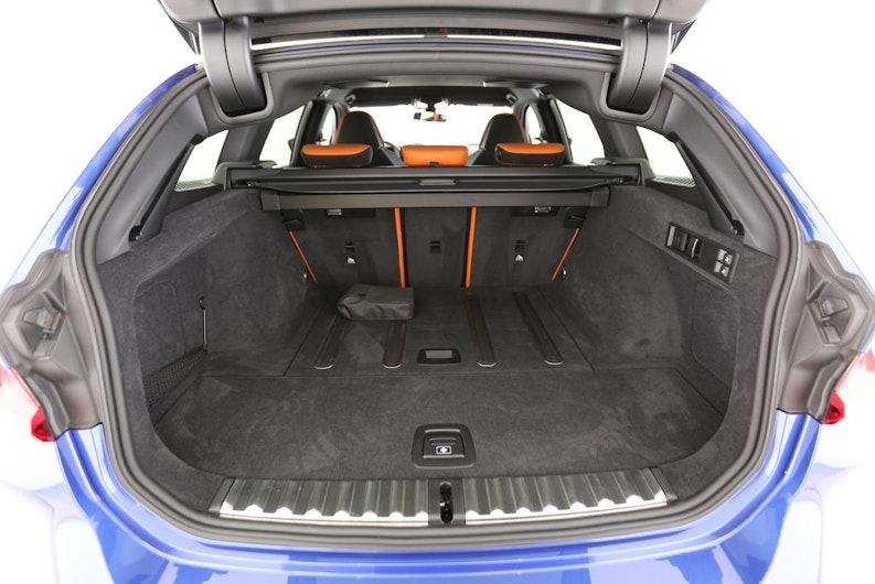 Vehicle image BMW 3 SERIES