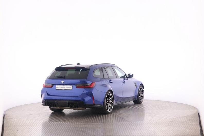 Vehicle image BMW 3 SERIES