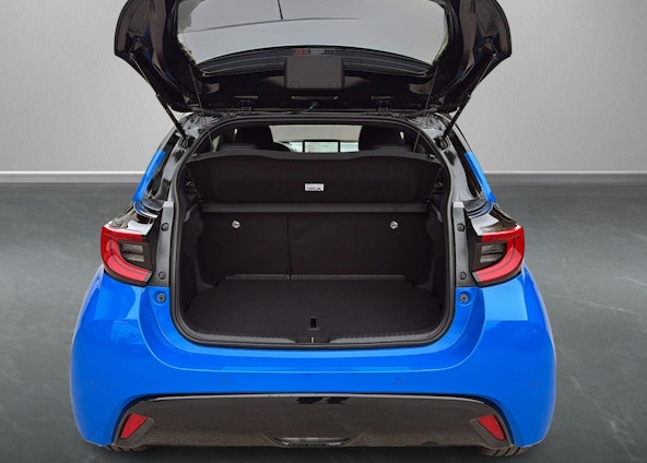 Vehicle image 4 Vehicle image 4