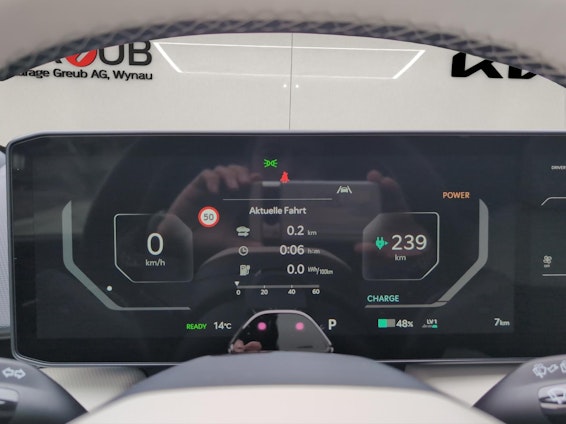 Vehicle image 9 Vehicle image 9