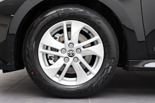 Vehicle image TOYOTA Yaris 1.5 VVT-i HSD Comfort