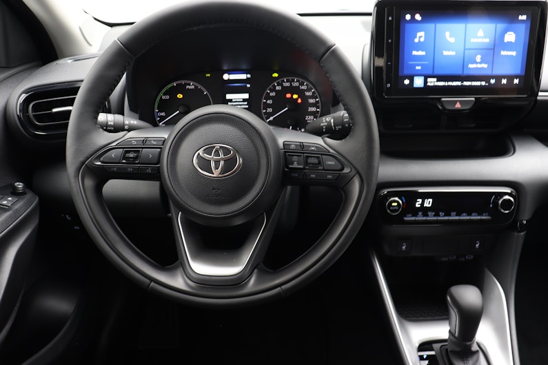 Vehicle image TOYOTA YARIS