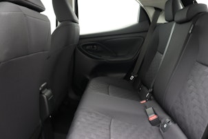 Vehicle image TOYOTA Yaris 1.5 VVT-i HSD Comfort