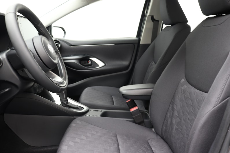 Vehicle image TOYOTA YARIS