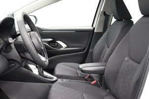 Vehicle image TOYOTA Yaris 1.5 VVT-i HSD Comfort