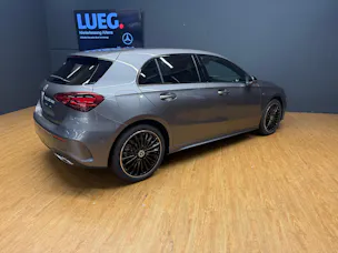 Mercedes-Benz A 250 e EQ Star - AMG / DISTRONIC / 360 Grad Kamera