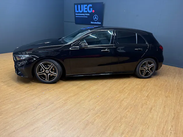 Mercedes-Benz A 200 - AMG - NightStar / DISTRONIC / 360 Grad Kamera