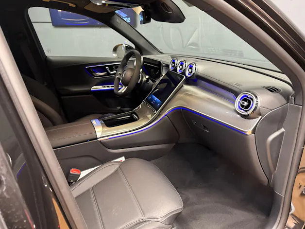 Mercedes-Benz GLC 300 d 4M - AMG / DISTRONIC / 360 Grad Kamera