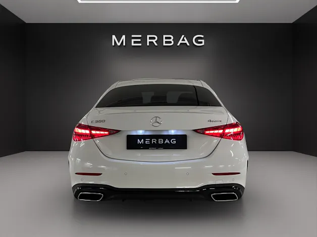 Mercedes-Benz C 300 4 Matic