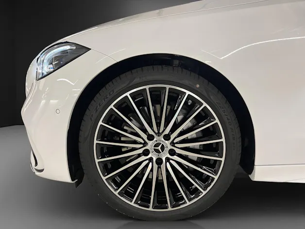 Mercedes-Benz C 300 4 Matic