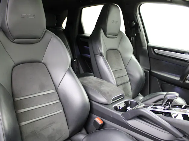 Porsche Cayenne GTS