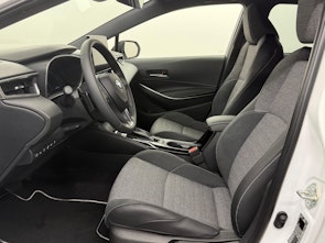 Vehicle image TOYOTA Corolla Touring Sports 2.0 HSD Trend