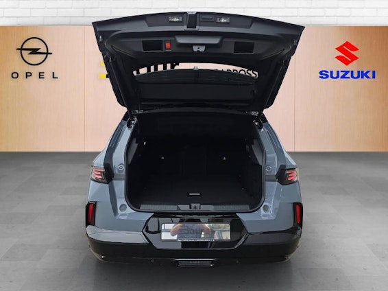 Vehicle image 15 Vehicle image 15