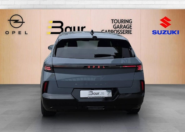 Vehicle image 3 Vehicle image 3