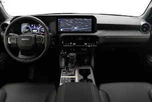 Toyota Land Cruiser 2.8 D 48V Style