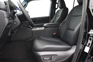 Toyota Land Cruiser 2.8 D 48V Style