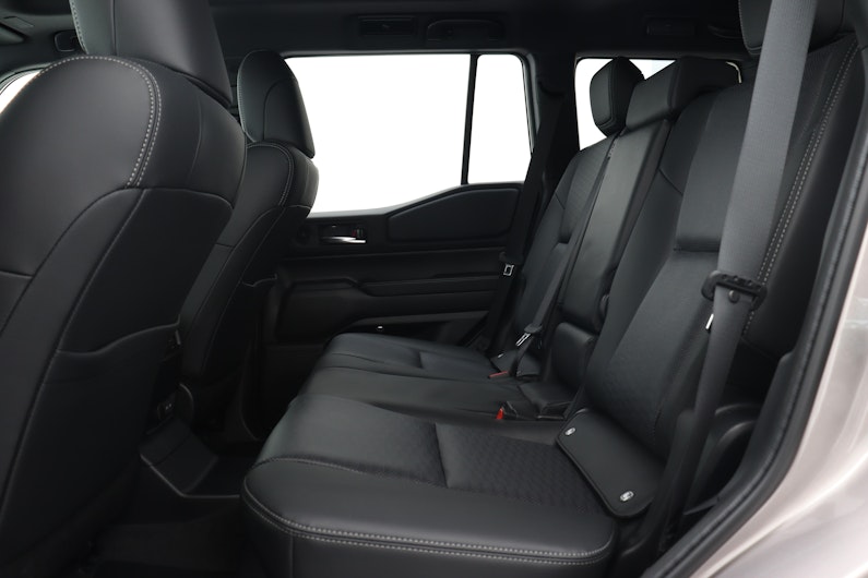 Vehicle image TOYOTA LANDCRUISER