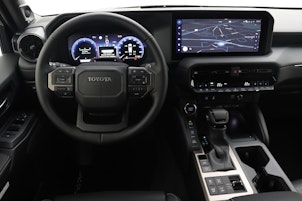 Vehicle image TOYOTA Land Cruiser 2.8 Invincible