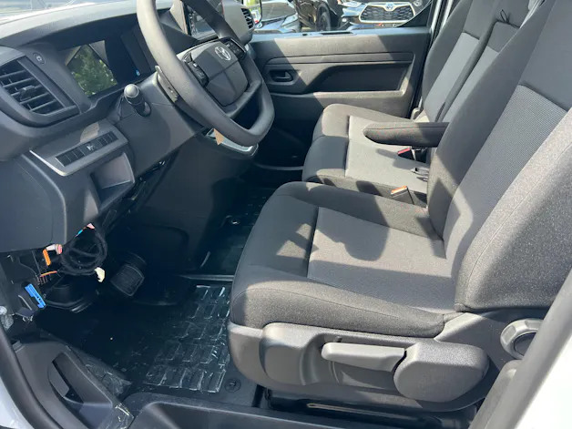 Toyota PROACE Van L2 2.0 D Advanced