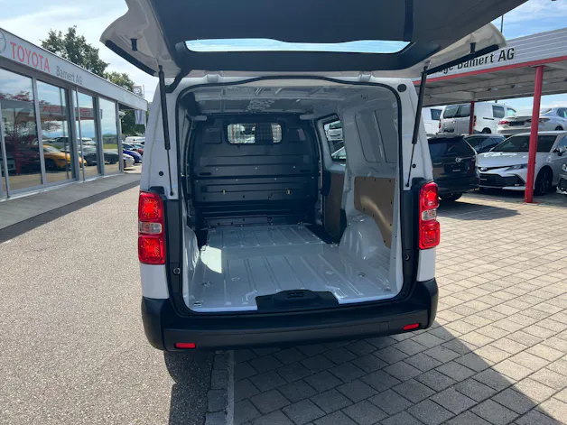 Toyota PROACE Van L2 2.0 D Advanced
