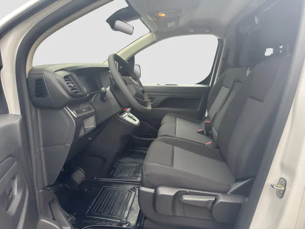 Toyota PROACE Van L2 2.0 D Advanced