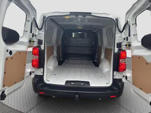 Toyota PROACE Van L2 2.0 D Advanced