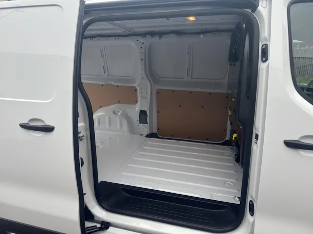 Toyota PROACE Van L2 2.0 D Advanced