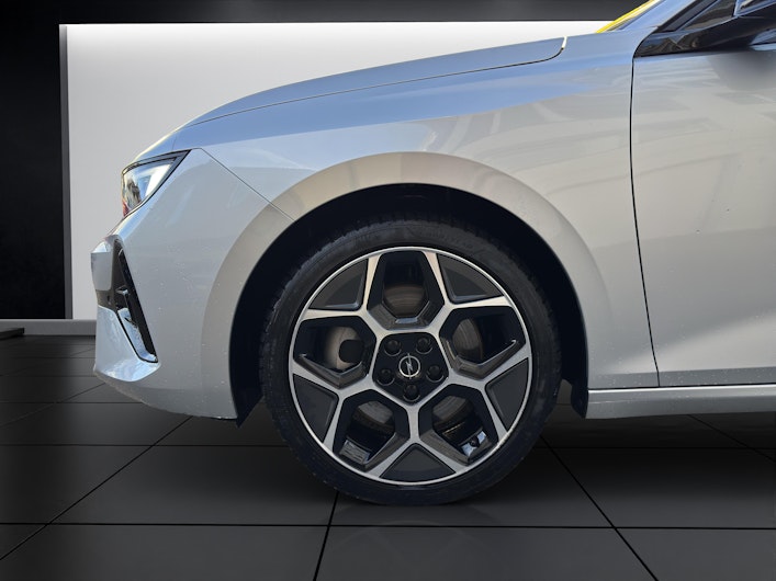 Vehicle image OPEL ASTRA