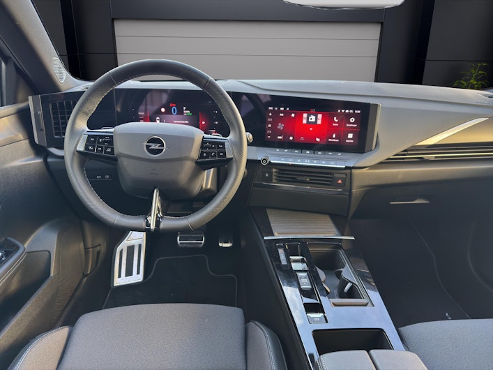 Vehicle image OPEL ASTRA